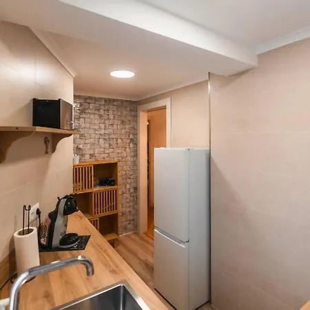 Home4u Camino De Ronda 公寓 *